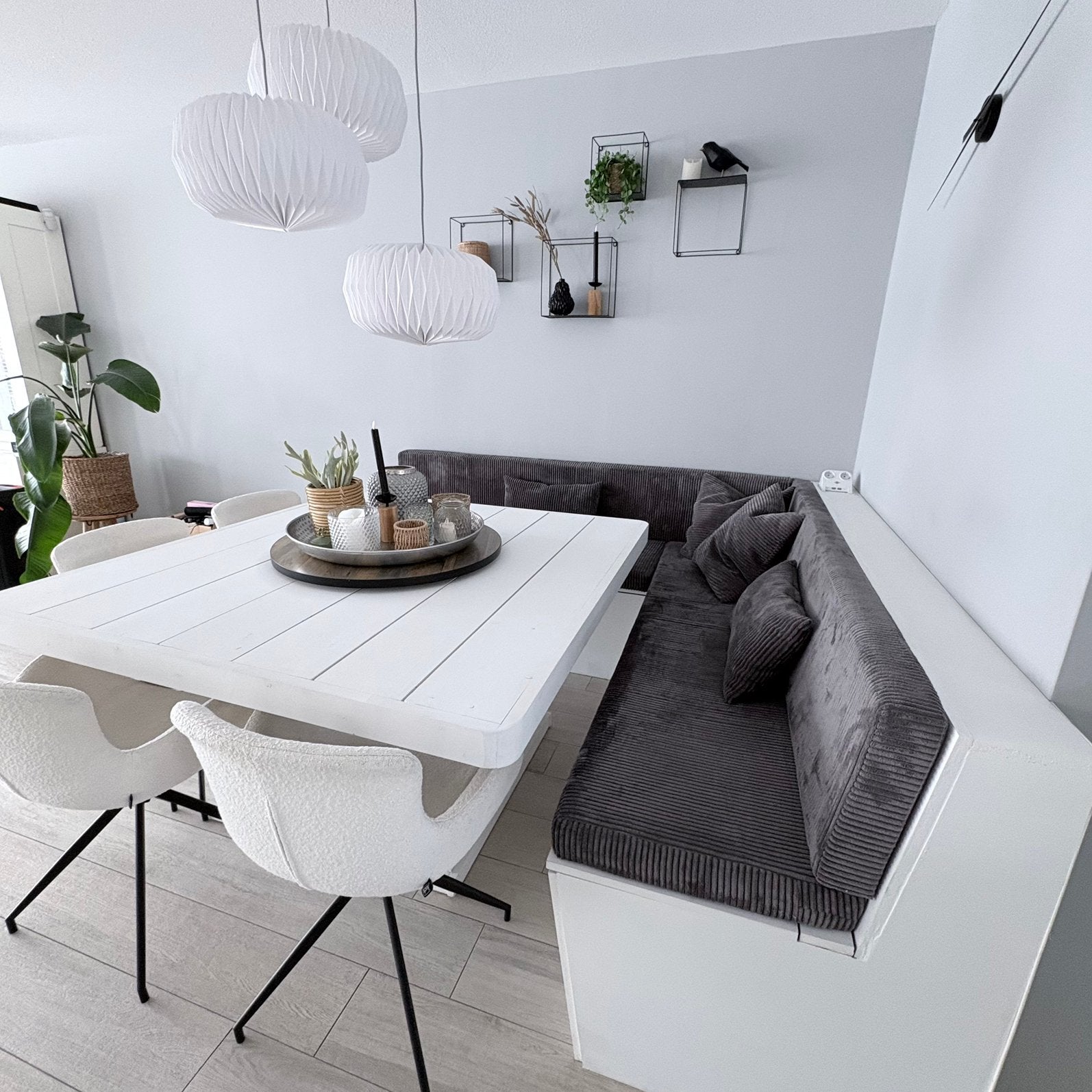 Witte vierkante eettafel, Ophalen, Zo goed als nieuw, Rechthoekig, 200 cm of meer