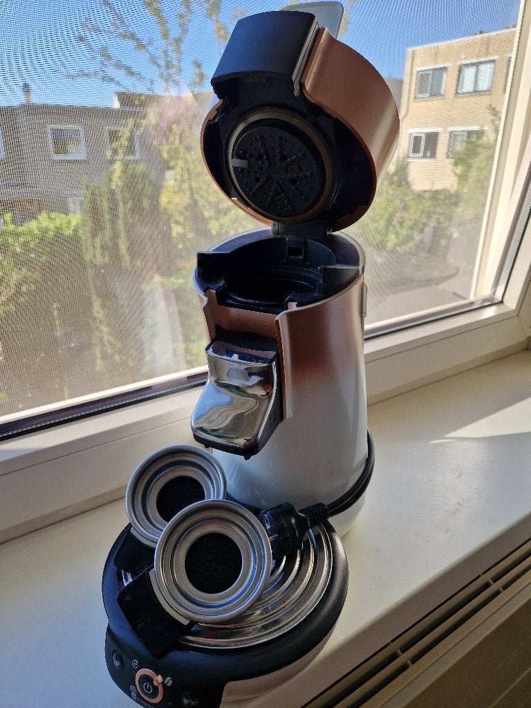 Senseo (model Intensity), Witgoed en Apparatuur, Ophalen, Koffiemachine, Zo goed als nieuw, Koffiepads en cups