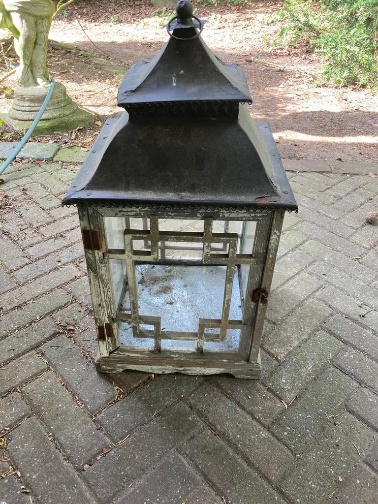 Oude lantaarn van hout en metaal, Antiek en Kunst, Antiek | Lampen, Ophalen of Verzenden