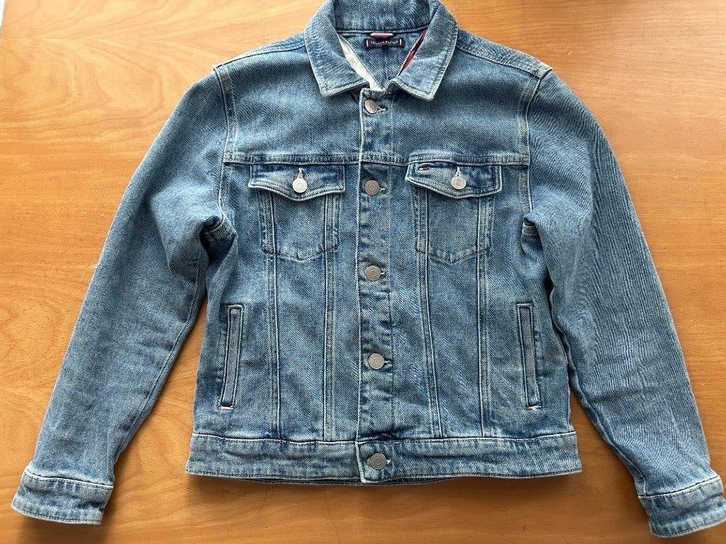 Tommy Hilfiger spijkerjas blauw maat 152, Gebruikt, Ophalen of Verzenden, Tommy Hilfiger, Jongen
