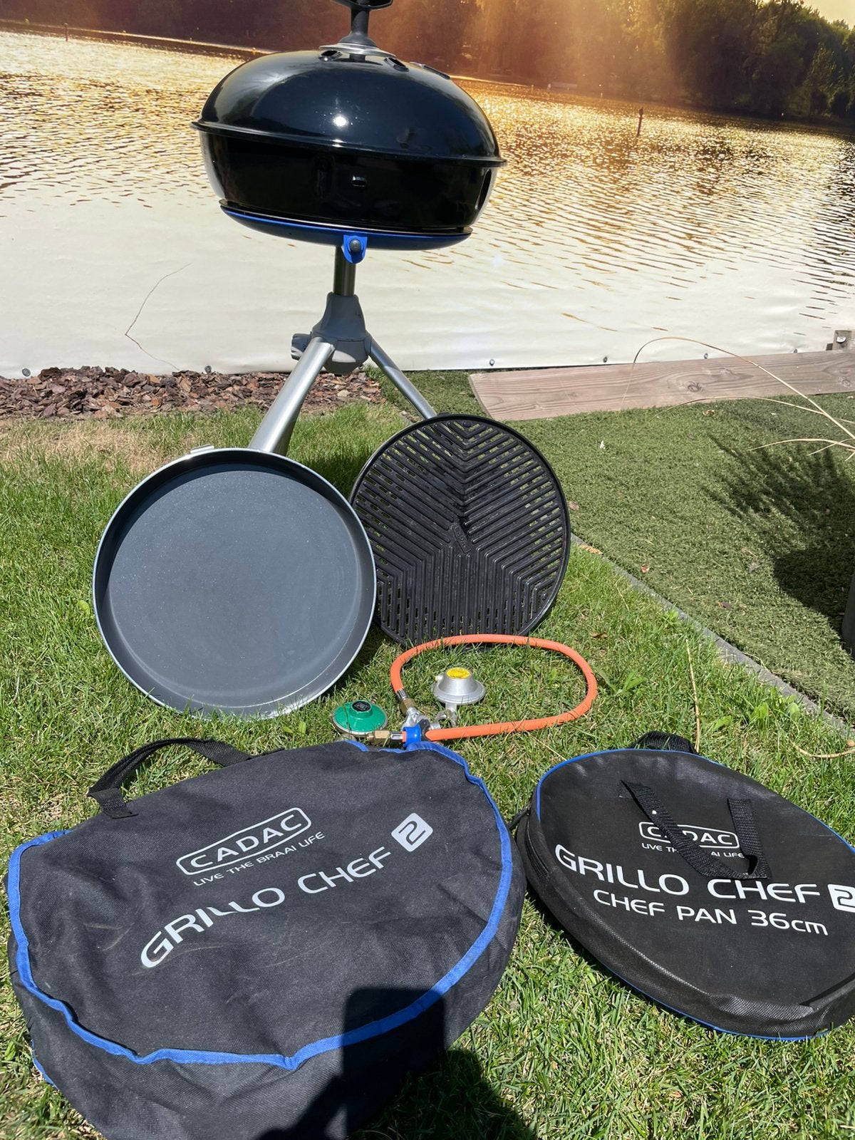 Te koop handige gas bbq voor thuis en caravan, Ophalen, Zo goed als nieuw
