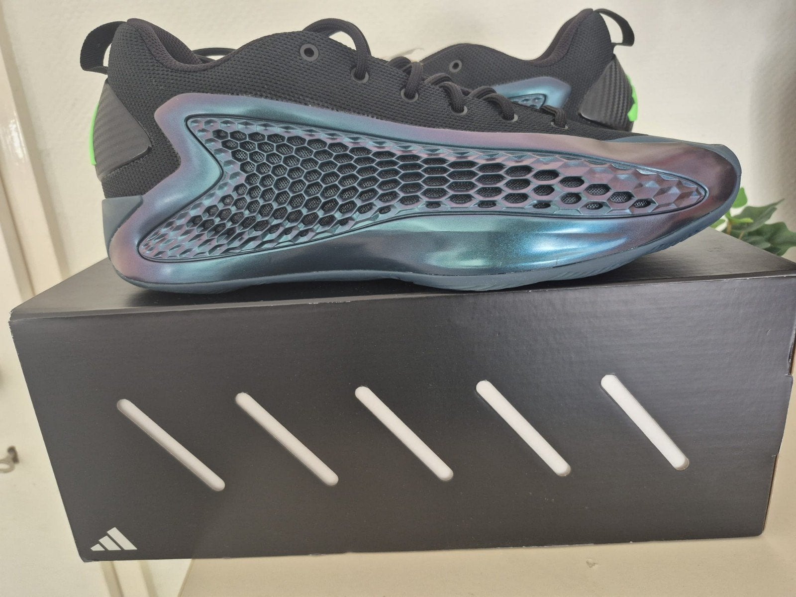 Adidas Anthony Edwards 1 Low Sneakers - Nieuw in doos, Ophalen of Verzenden