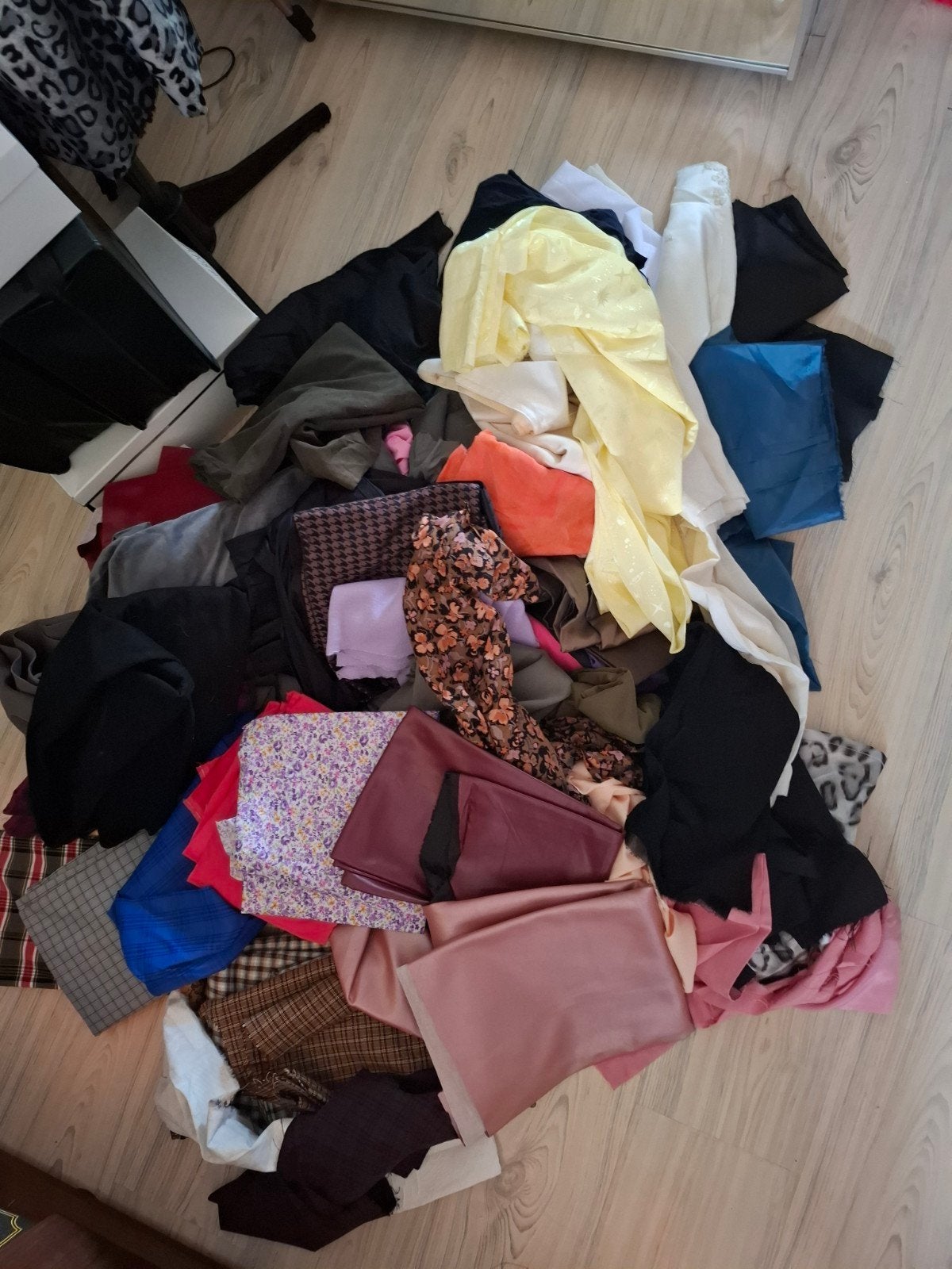 GROTE partij stoffen, Hobby en Vrije tijd, Stoffen en Lappen, Ophalen, Zo goed als nieuw
