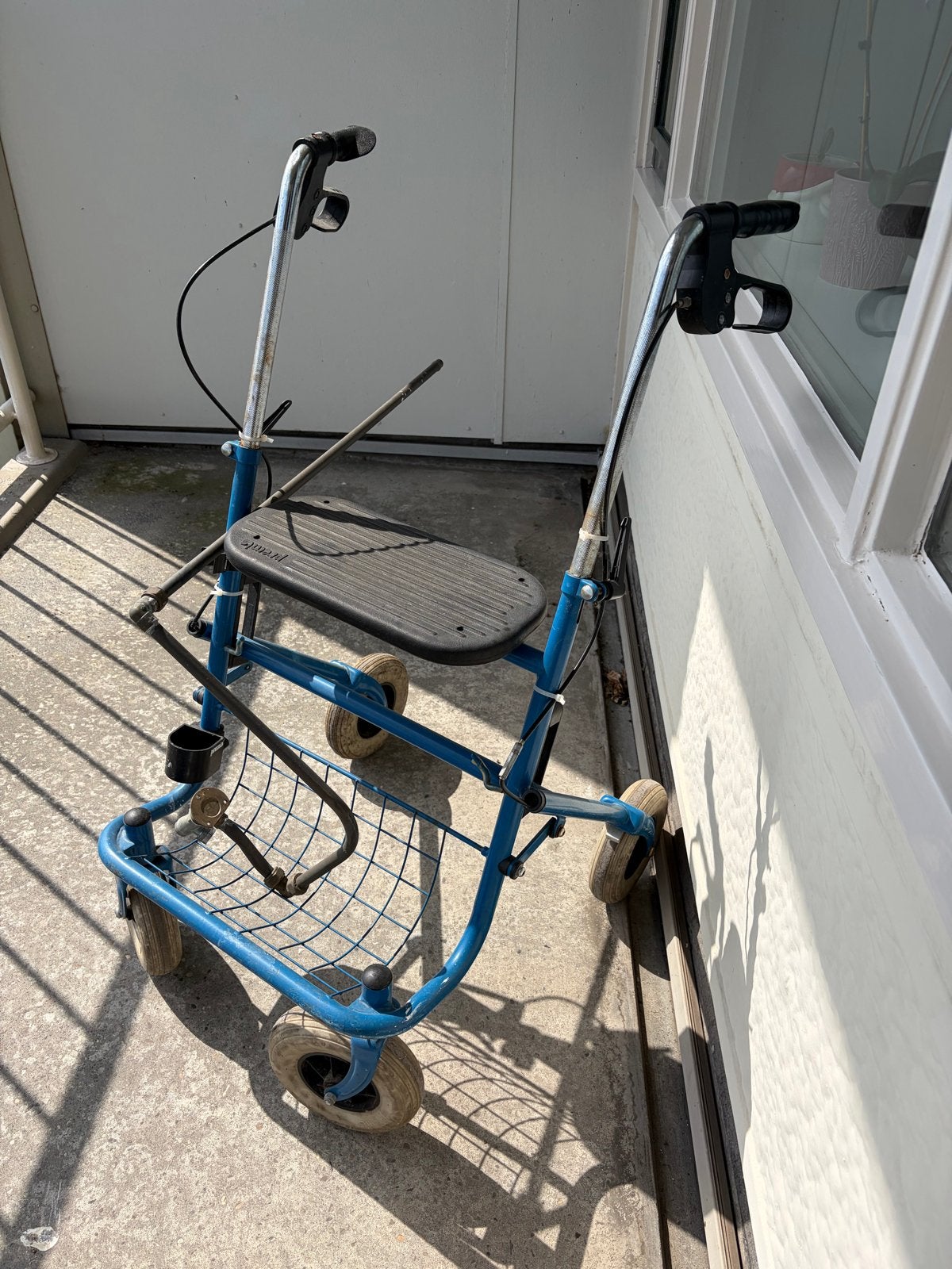 Rollator, Ophalen, Gebruikt