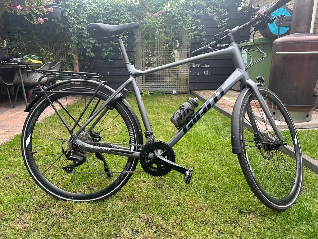 Giant sport-tourfiets (zgan), Fietsen en Brommers, Ophalen of Verzenden, Zo goed als nieuw, Meer dan 20 versnellingen, Giant