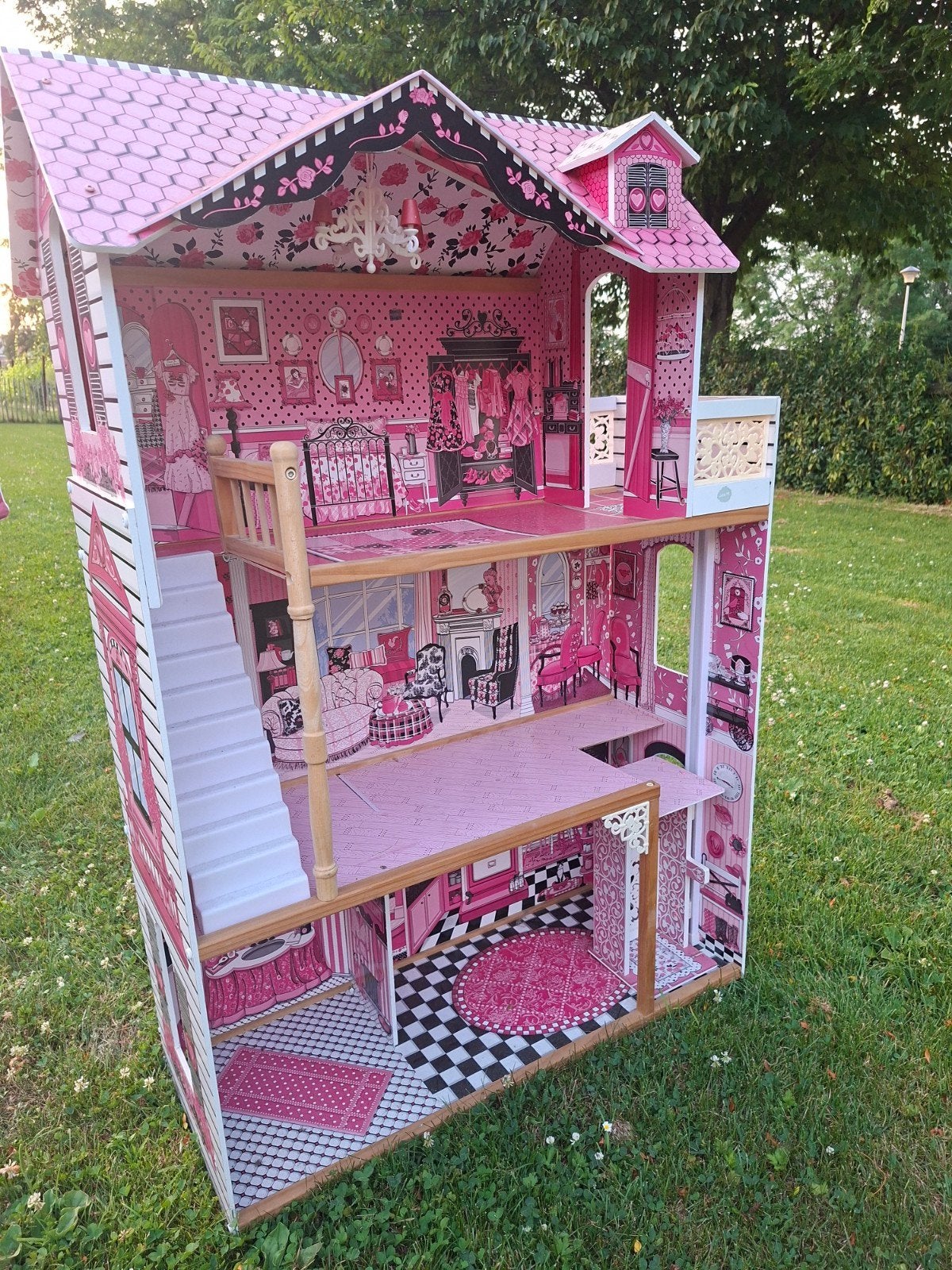 Groot roze poppenhuis met 3 verdiepingen, Ophalen of Verzenden, Zo goed als nieuw, Poppenhuis