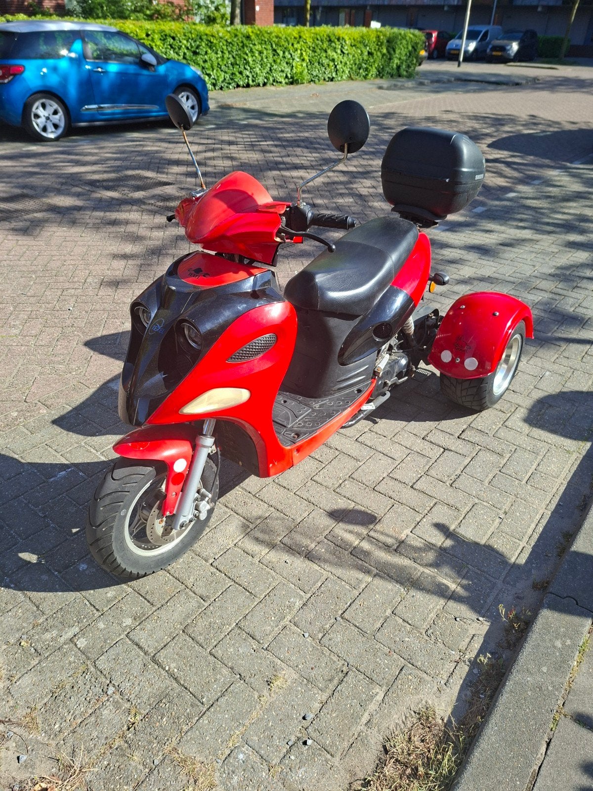 Driewiel scooter | rijbewijs vrij | 50 cc | scootmobiel, Fietsen en Brommers, Scooters | Overige merken, Go max hero, Gebruikt