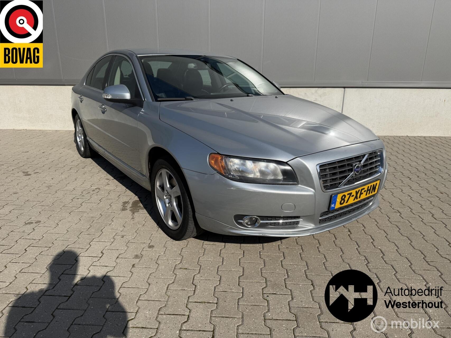 Volvo S80 2.5 T Momentum AUTOMAAT|NAVIGATIE|STOELVERWARMING, Auto's, 2521 cc, Bedrijf, Automatische klimaatregeling, Sedan
