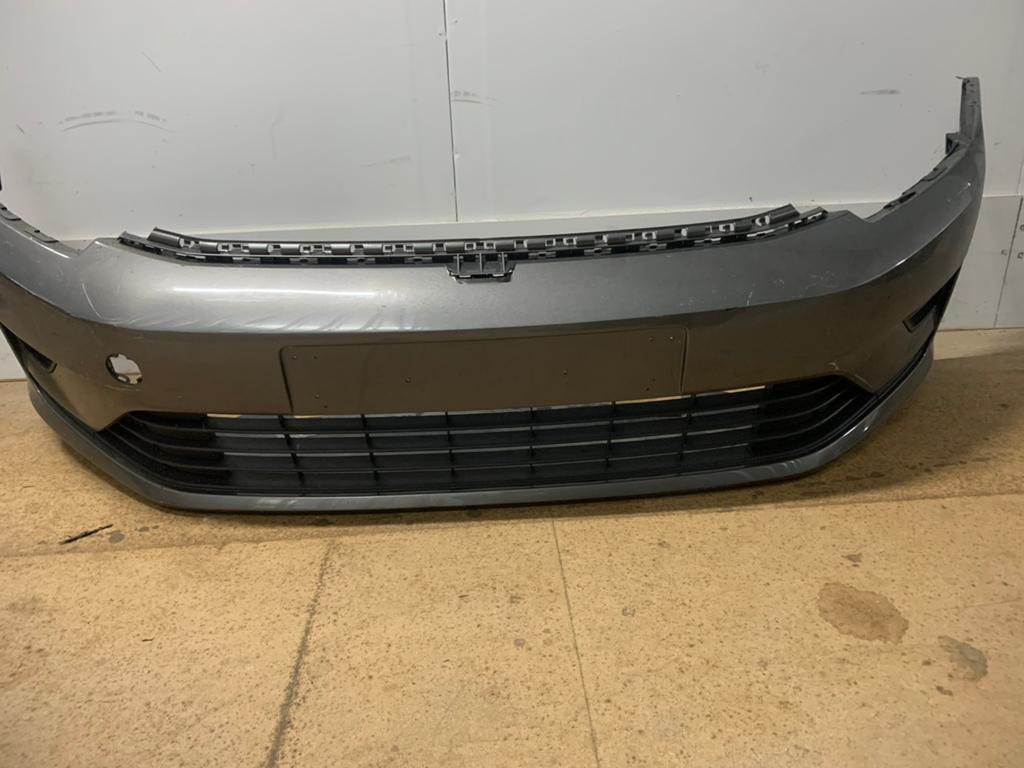 Voorbumper volkswagen golf sportsvan, Auto-onderdelen, Ophalen of Verzenden, Volkswagen, Bumper