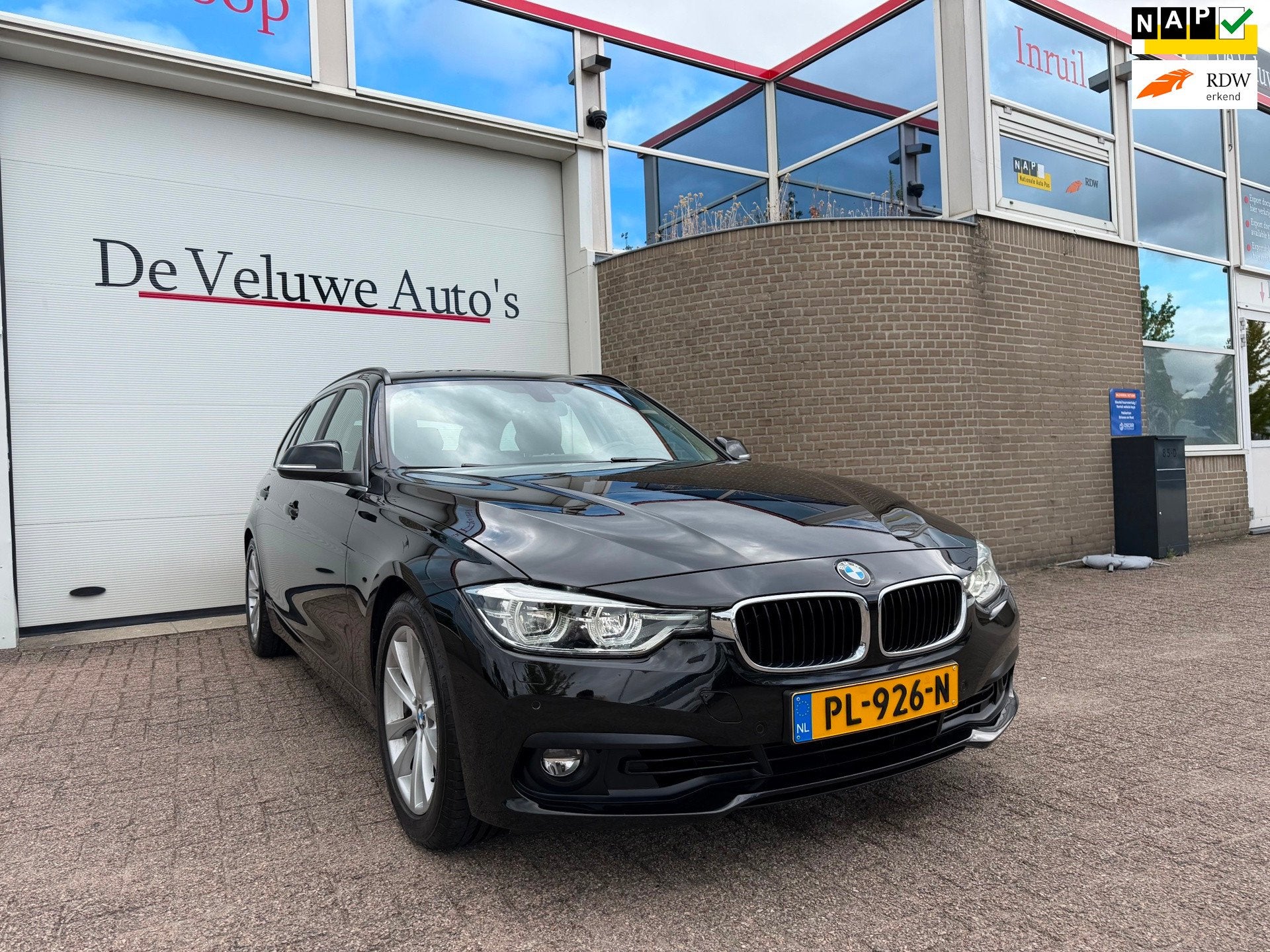 BMW 3-serie Touring 330i Executive|Automaat|PDC|Cruise|LED, Auto's, BMW, Automaat, 4 cilinders, 252 pk, Zwart