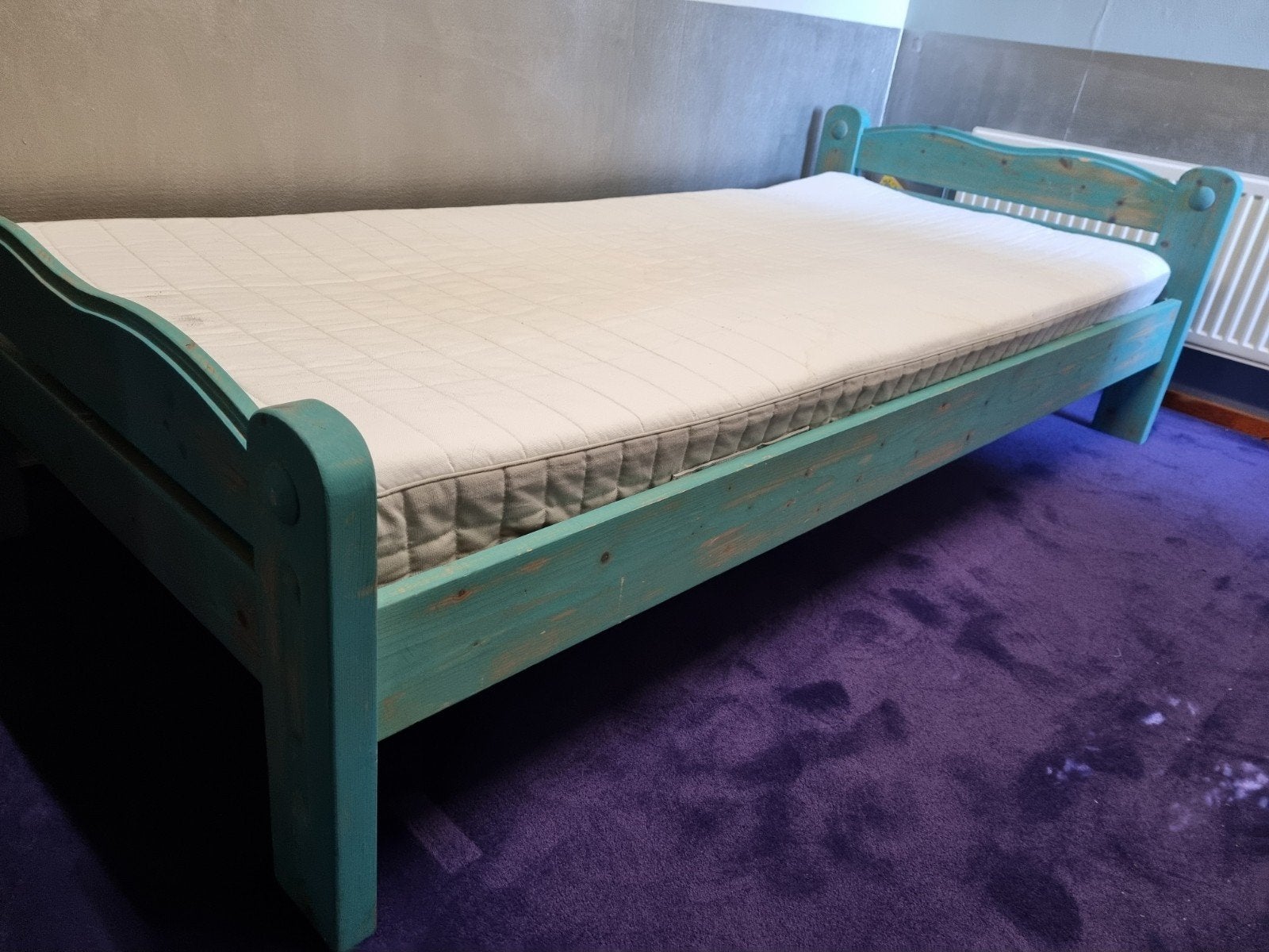 Grenen bed 90x200 met matras en lattenbodem, Ophalen, Gebruikt, 90 cm, Eenpersoons