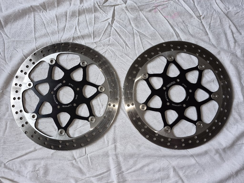 Set remschijven KTM 690 790 en 890 Duke, Ophalen of Verzenden, Gebruikt