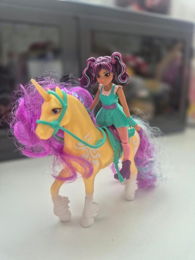 Unicorn Academy Eenhoorn en Pop Eva/Ava en Leaf, Ophalen of Verzenden, Zo goed als nieuw, Overige typen
