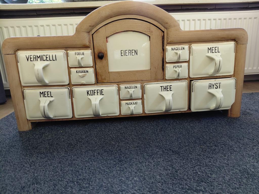 Antieke kruidenkast met emaille laden, Ophalen, Zo goed als nieuw