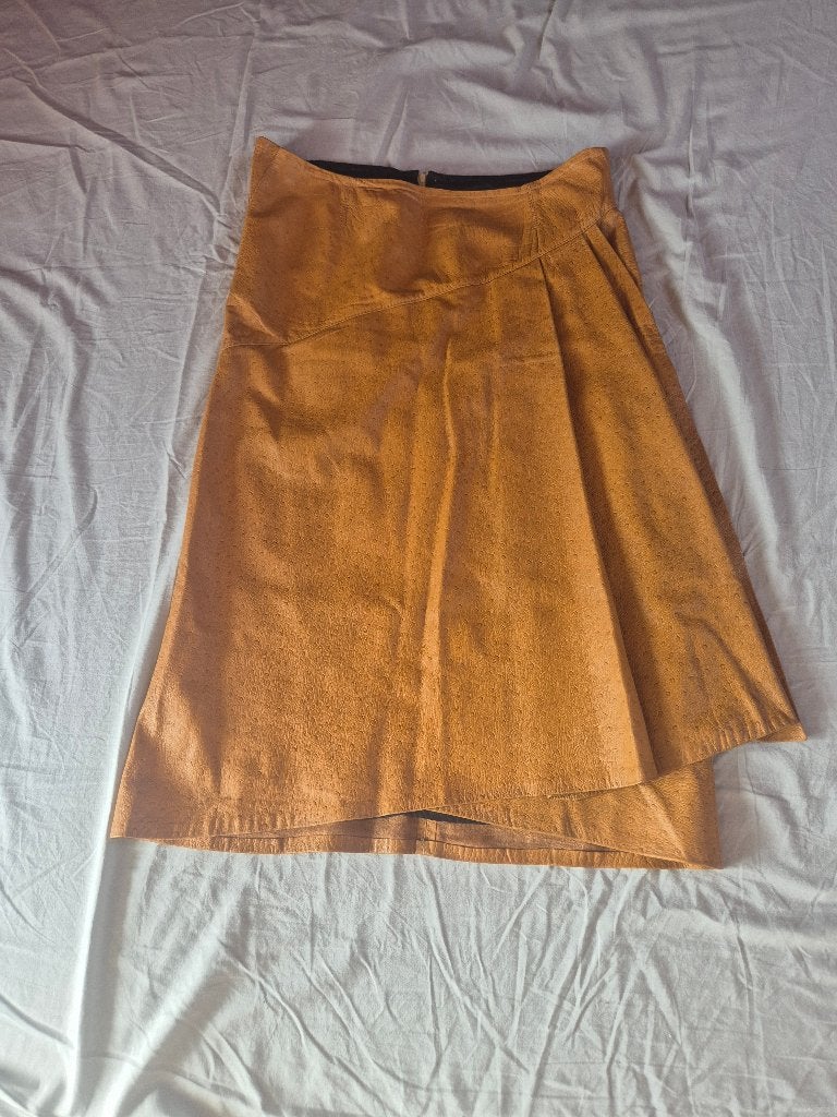 Struisvogelleer lange rok Studio Fong Leng, Kleding | Dames, Maat 42/44 (L), Ophalen of Verzenden, Zo goed als nieuw, Onder de knie