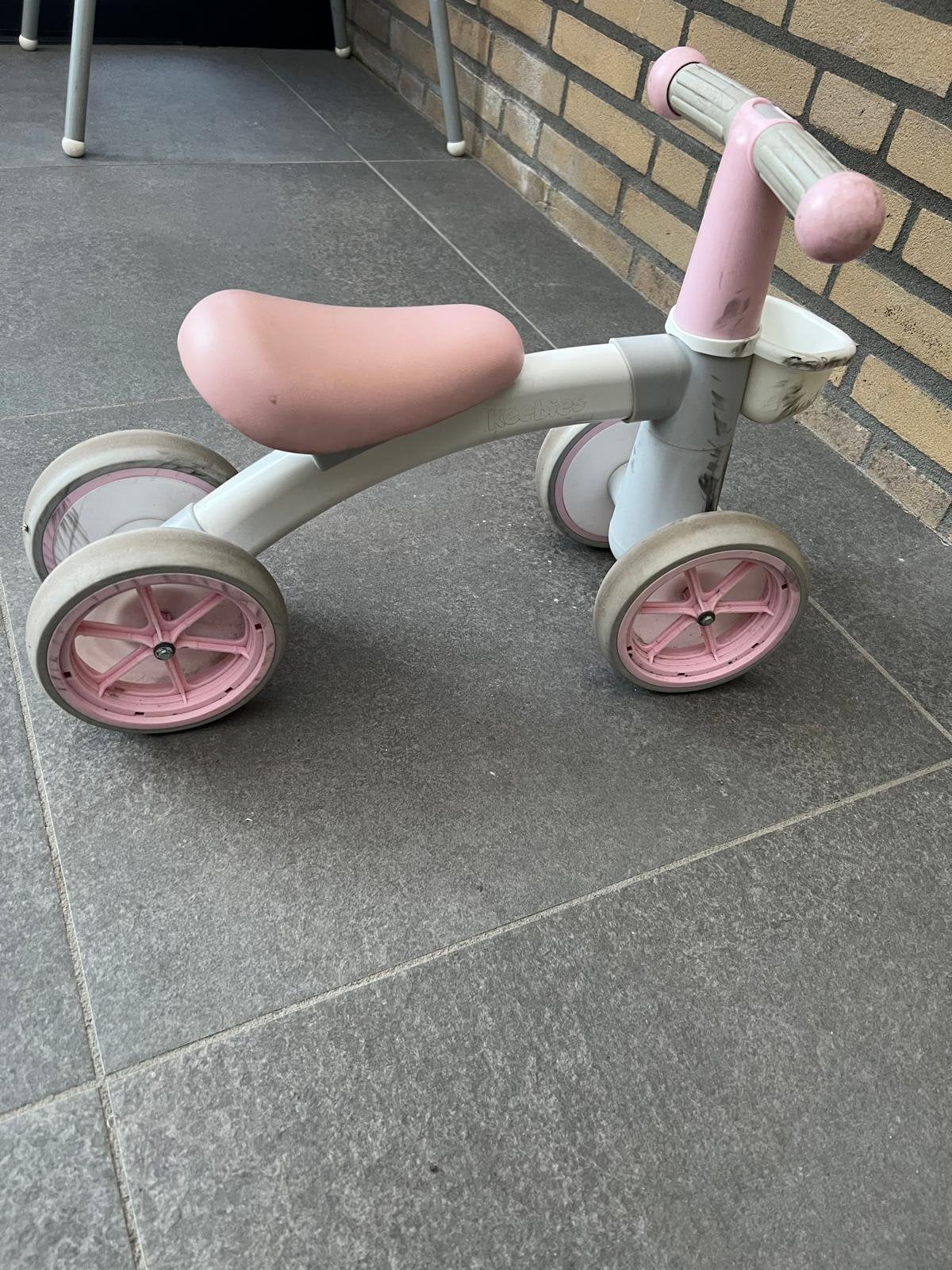 Keebies 4 wieler meisjes loop fiets, Zo goed als nieuw