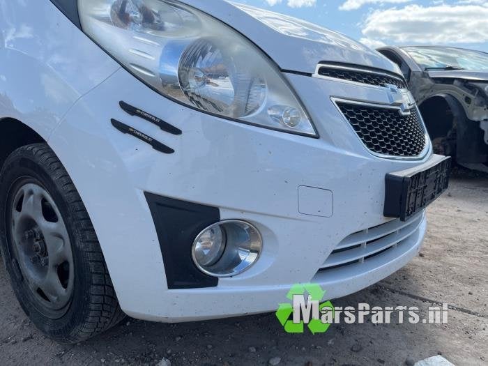 Voorbumper van een Chevrolet Spark, Gebruikt, -, Ophalen of Verzenden, Bumper