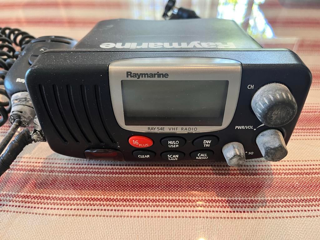 Raymarine Ray54E VHF Marifoon - Gebruikt, Ophalen of Verzenden, Gebruikt, 15 km of meer, Portofoon of Walkie-talkie