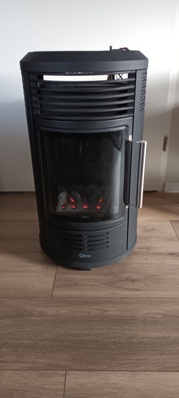 Z.G.A.N. QLIMA GH 8034 VERRIJDBARE GASKACHEL ( Met Gasfles ), Huis en Inrichting, Ophalen, Gas, Zo goed als nieuw, Vrijstaand