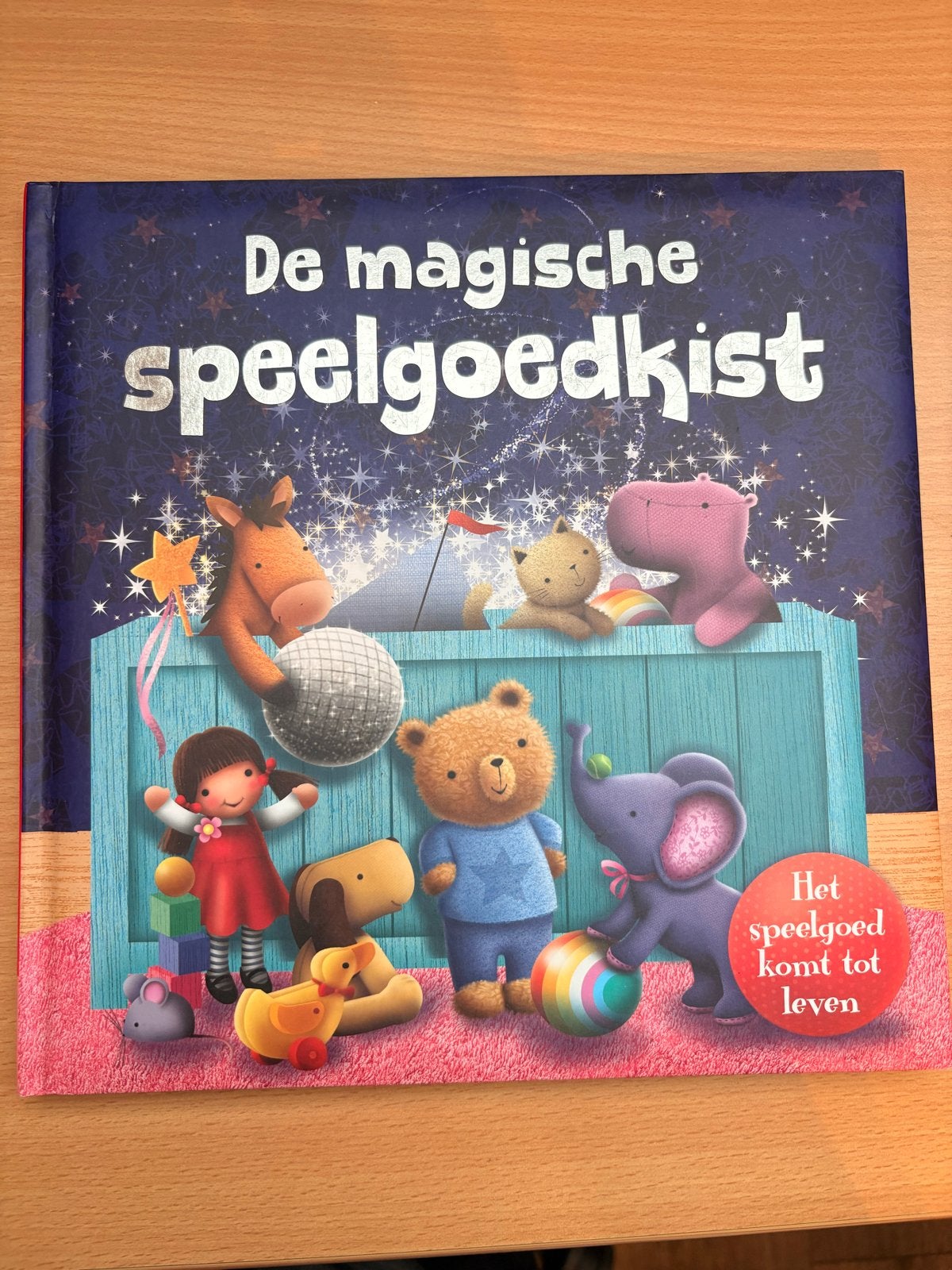 De Magische Speelgoedkist - Prentenboek, Boeken, Kinderboeken | Baby's en Peuters, Ophalen of Verzenden, Zo goed als nieuw, 2 tot 3 jaar