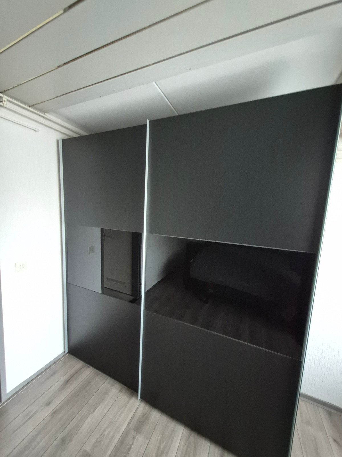 Moderne kledingkast met schuifdeuren, Ophalen, Overige materialen, Met deur(en), Gebruikt