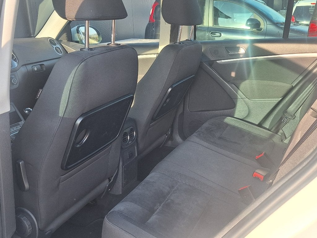 Foto 14 van Volkswagen Tiguan 1.4 Comfort&Design 2014,Panodak, RIJKLAAR!