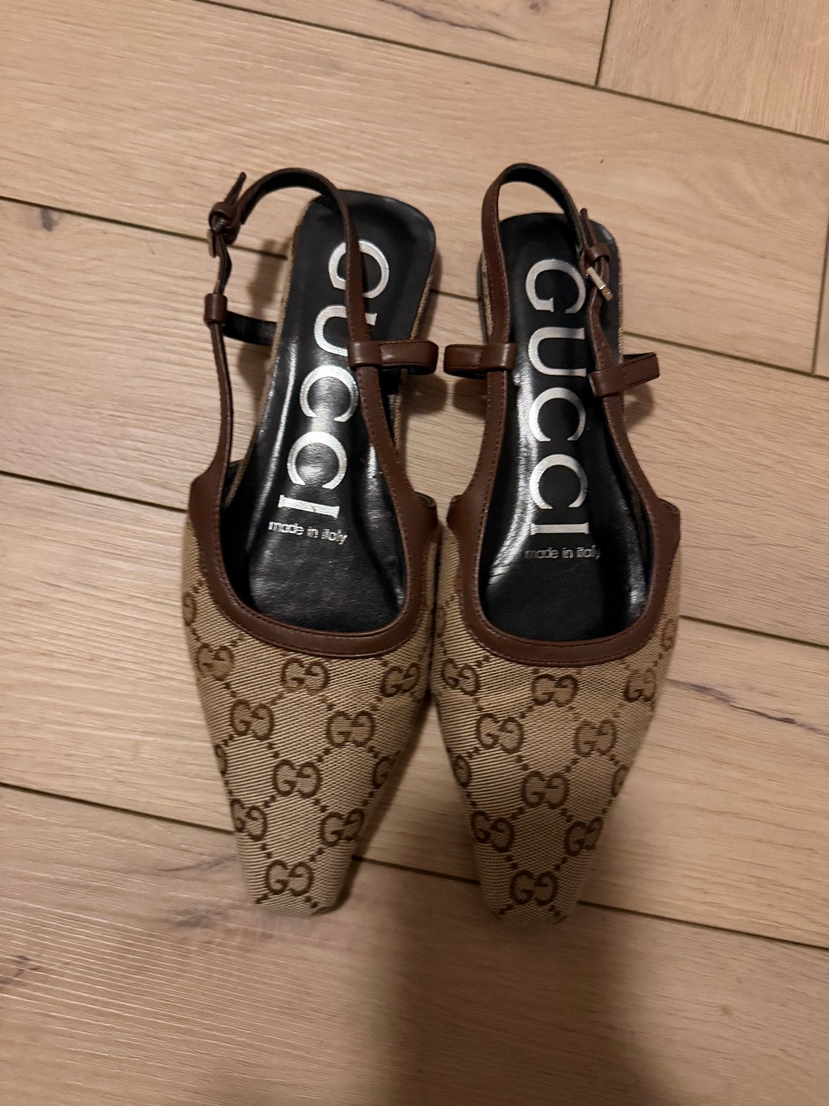 Gucci slingback pumps met GG canvas, Verzenden, Gedragen, Bruin, Pumps