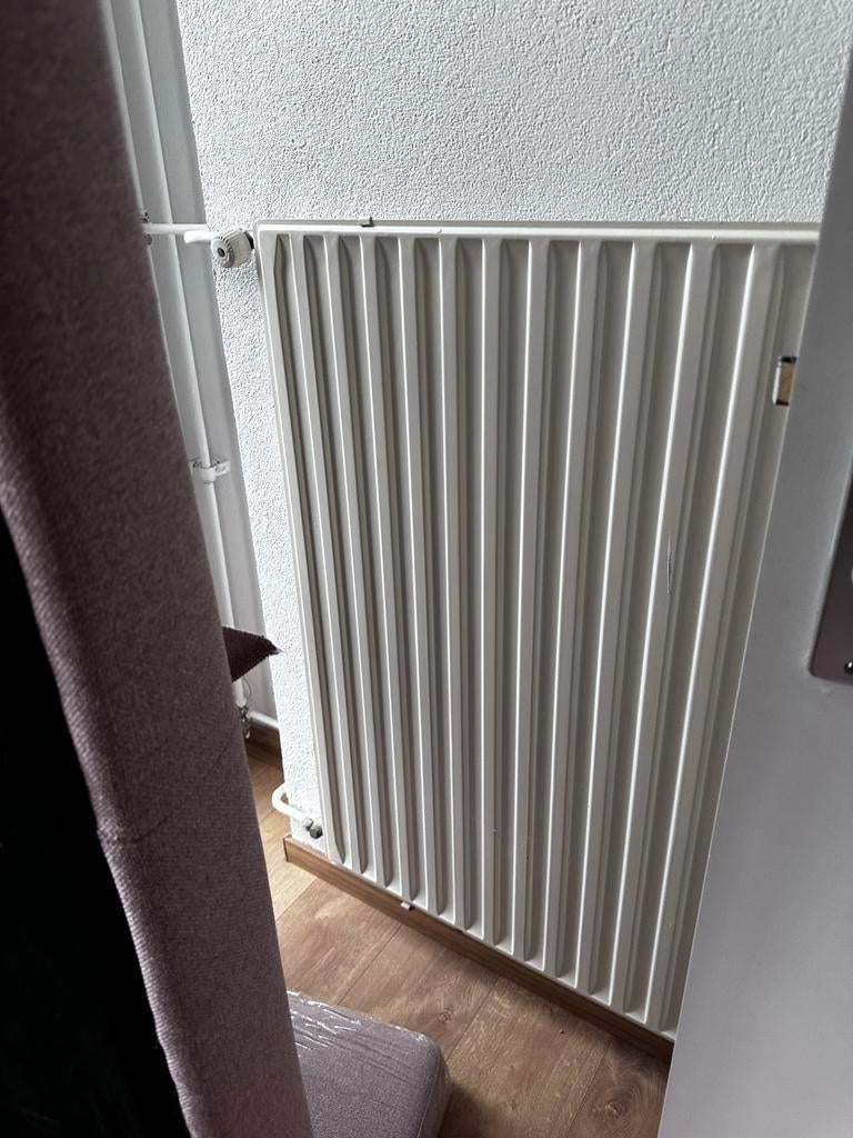 Radiatoren met leidingwerk, 30 tot 80 cm, Gebruikt, Radiator, Ophalen of Verzenden
