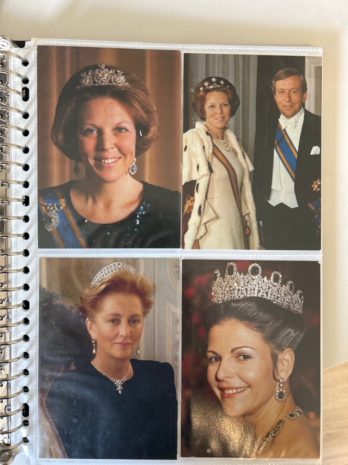 16 ansichtkaarten Koninklijke familie, Verzamelen, Koninklijk Huis en Royalty, Ophalen of Verzenden, Gebruikt, Buitenland, Kaart, Foto of Prent