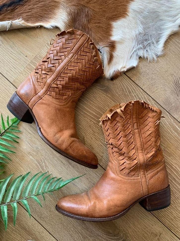 Sendra enkellaarsjes 37 western boots bohemian laarzen, Kleding | Dames, Schoenen, -, Lage of Enkellaarzen, Ophalen of Verzenden
