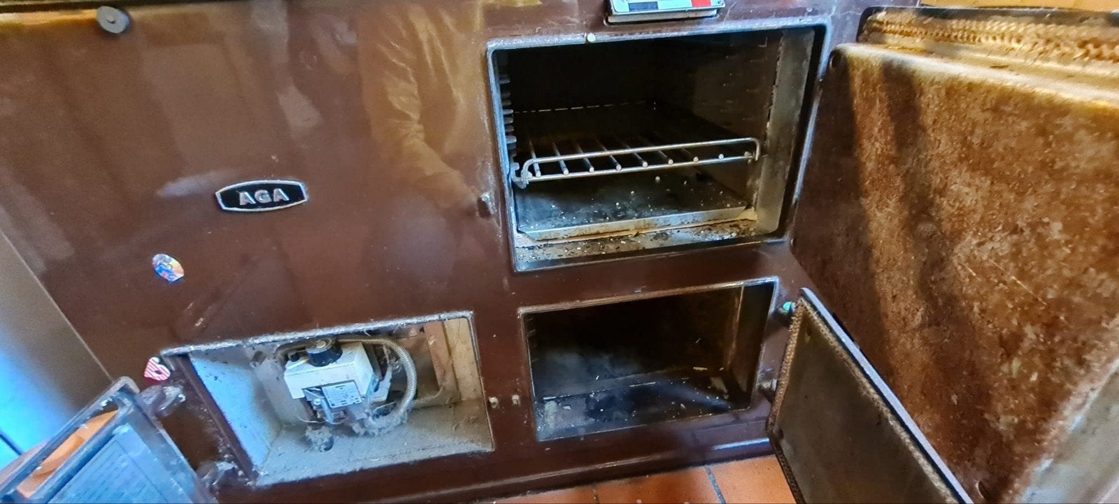 AGA Fornuis - Klassiek en Robuust, Witgoed en Apparatuur, Fornuizen, Ophalen, Gebruikt, 60 cm of meer, 4 kookzones