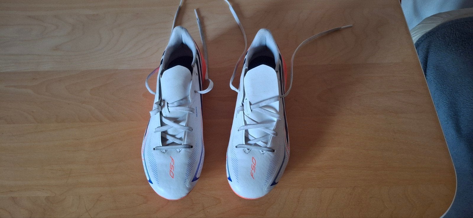 Adidas F50 hyerfast Voetbalschoenen, Schoenen, Ophalen of Verzenden, Zo goed als nieuw, Maat S