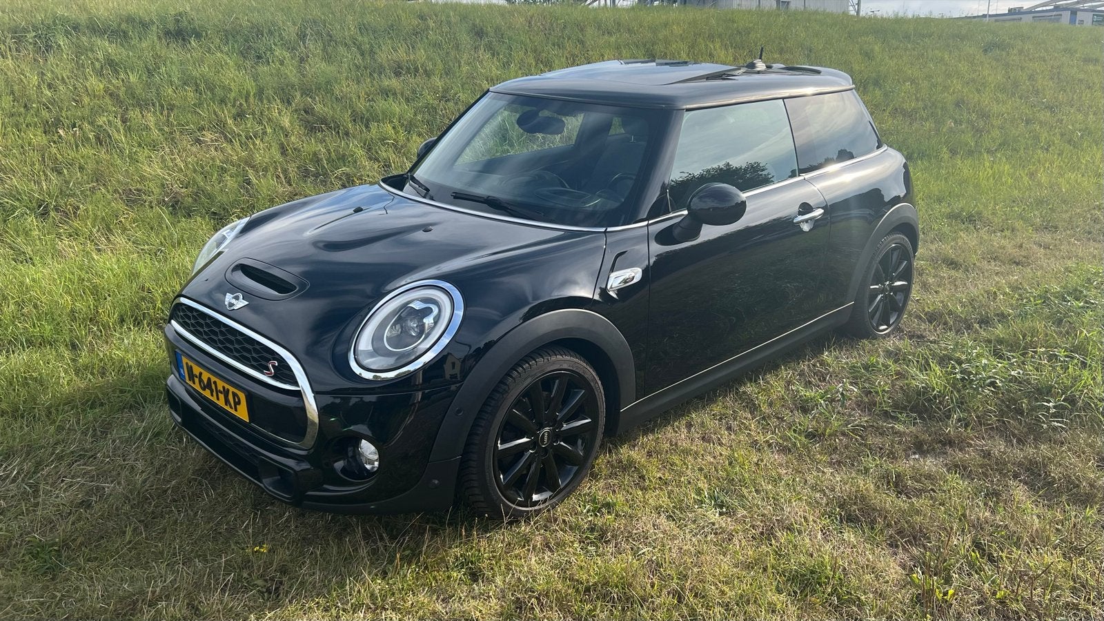 Mini 3-deurs (f56) 2.0 170pk 2016 Zwart, Auto's, Voorwielaandrijving, 1995 cc, Zwart, 4 cilinders