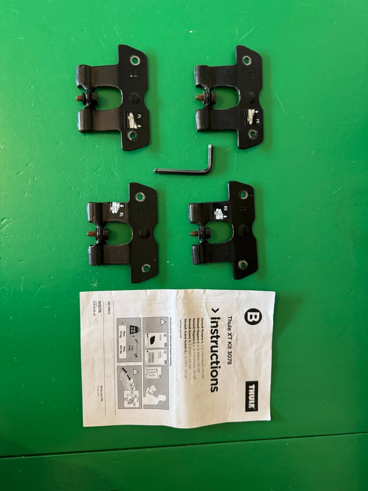 Thule XT Kit 3078 - Dakdrager Bevestigingskit, Ophalen of Verzenden, Gebruikt