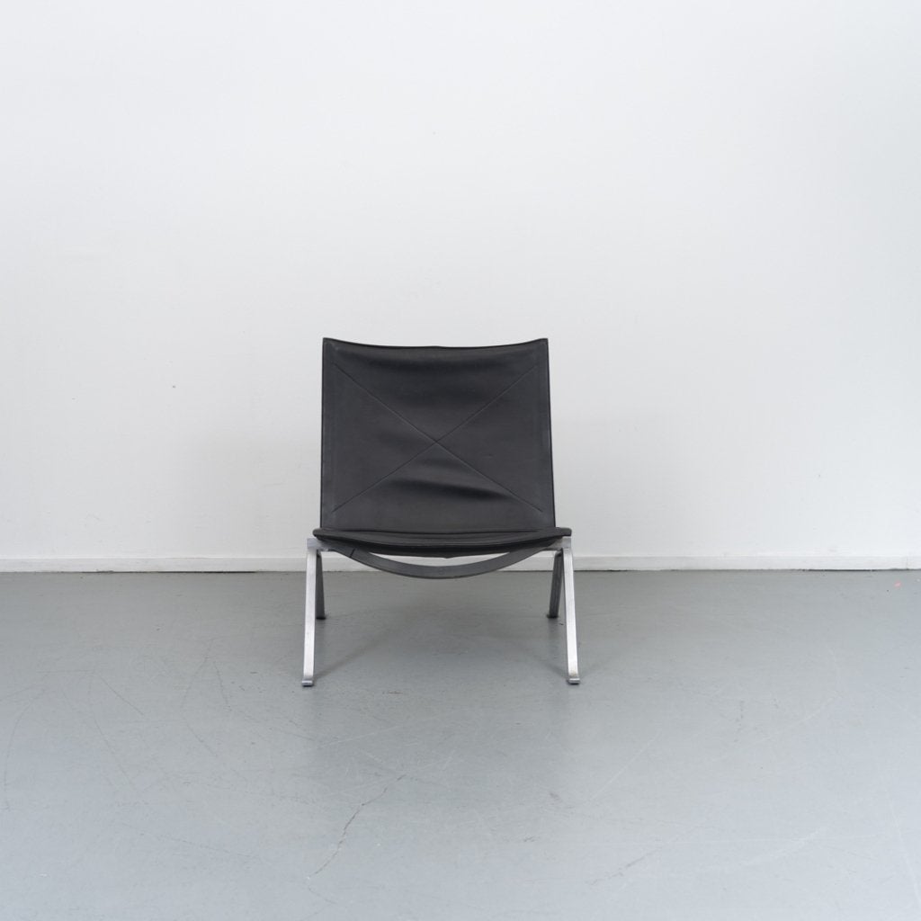 4 Fritz Hansen PK22 Fauteuil Zwart Leer - Staal, Niet ingevuld, Gebruikt, Minder dan 75 cm, Niet ingevuld