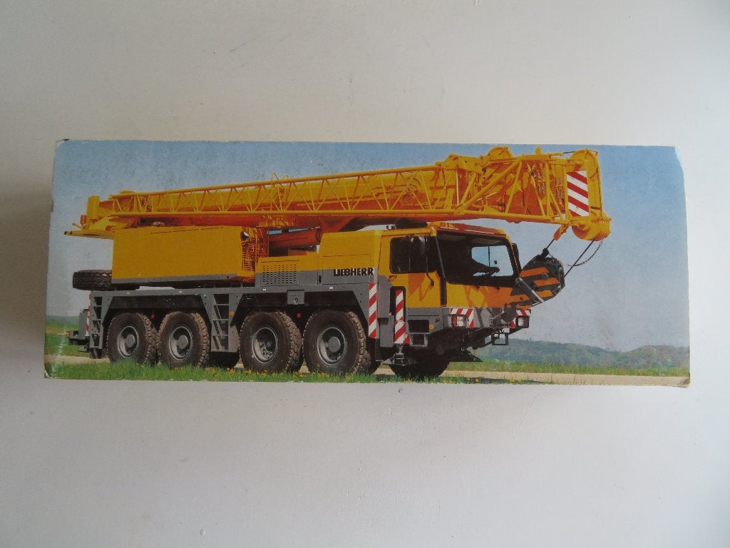 Conrad Liebherr LTM 1090-1. Telescopische Kraan 1:50. Nieuw, Hobby en Vrije tijd, Modelauto's | 1:50, Ophalen of Verzenden, Nieuw