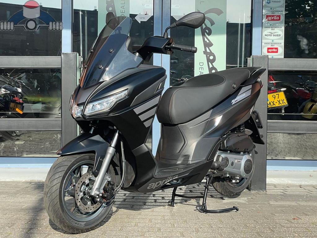 Aprilia SXR SPORT 50 600,- korting!!, Ophalen, Overige modellen, Maximaal 45 km/u, Onbekend