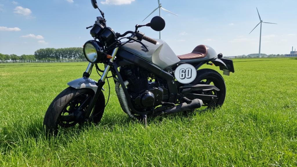 Unieke Suzuki GS500 Cafe Racer - Custom Build, 2 cilinders, Gebruikt, Particulier, Meer dan 35 kW