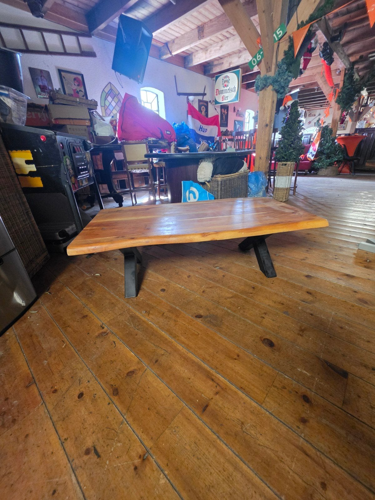 Robuuste houten salontafel 150x90 cm, Gebruikt, 100 tot 150 cm, 50 tot 100 cm, Rechthoekig