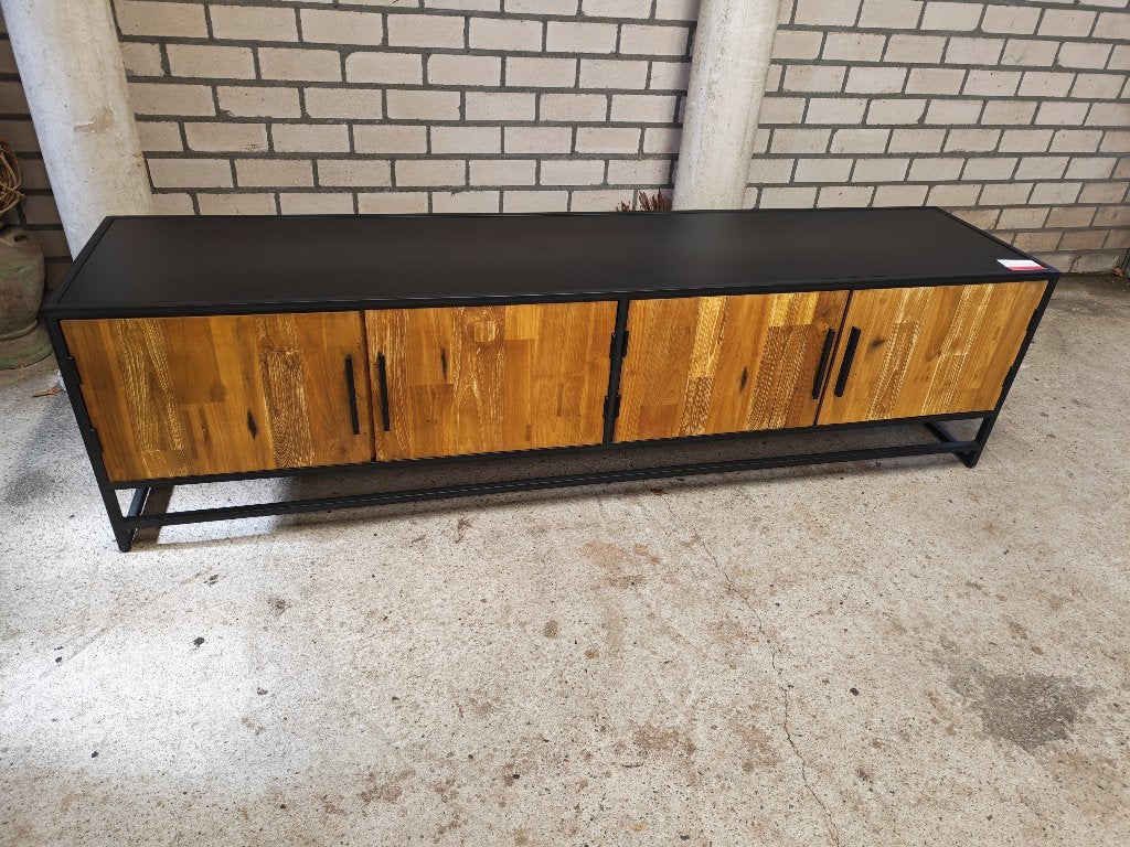 (TV) DRESSOIR INDUSTRIEEL 200 LANG, Ophalen, Teakhout, ?, Zo goed als nieuw