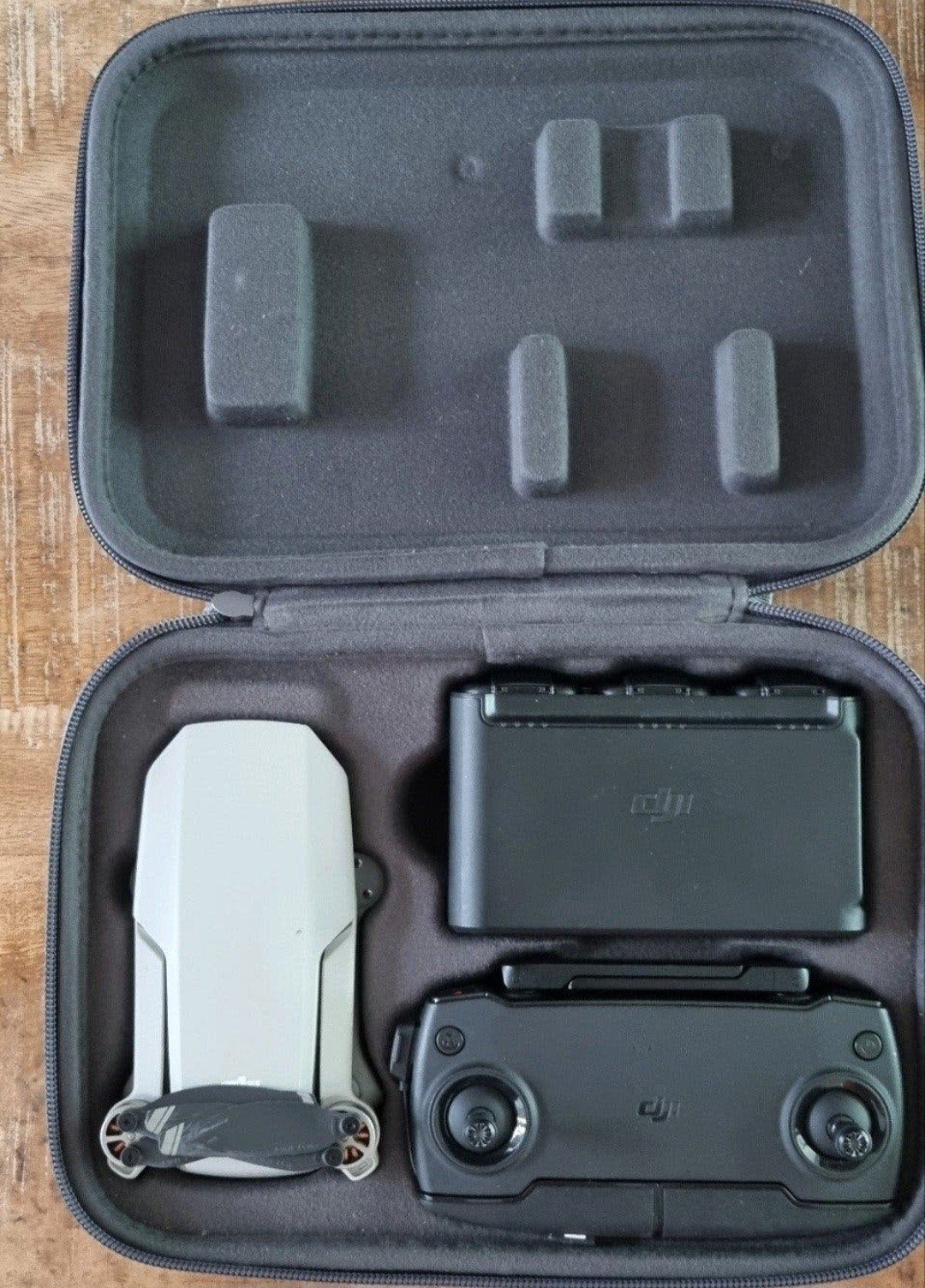 DJI Mini 2 Fly More Combo - Zo goed als nieuw, 30 tot 45 minuten, Cameradrone, 5 tot 10 kilometer, Ophalen of Verzenden