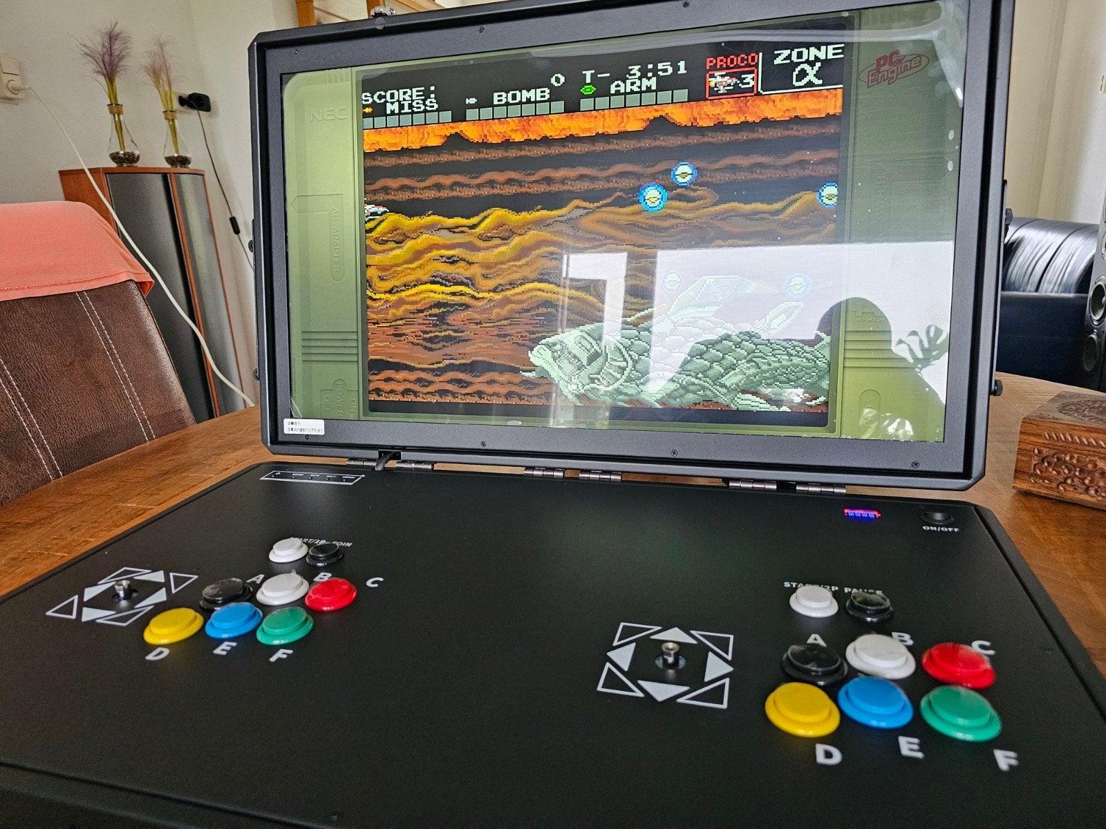 27 inch LCD Raspberry Pi 5B Batocera Videogame Arcadekast, Spelcomputers en Games, Spelcomputers | Overige, Ophalen of Verzenden