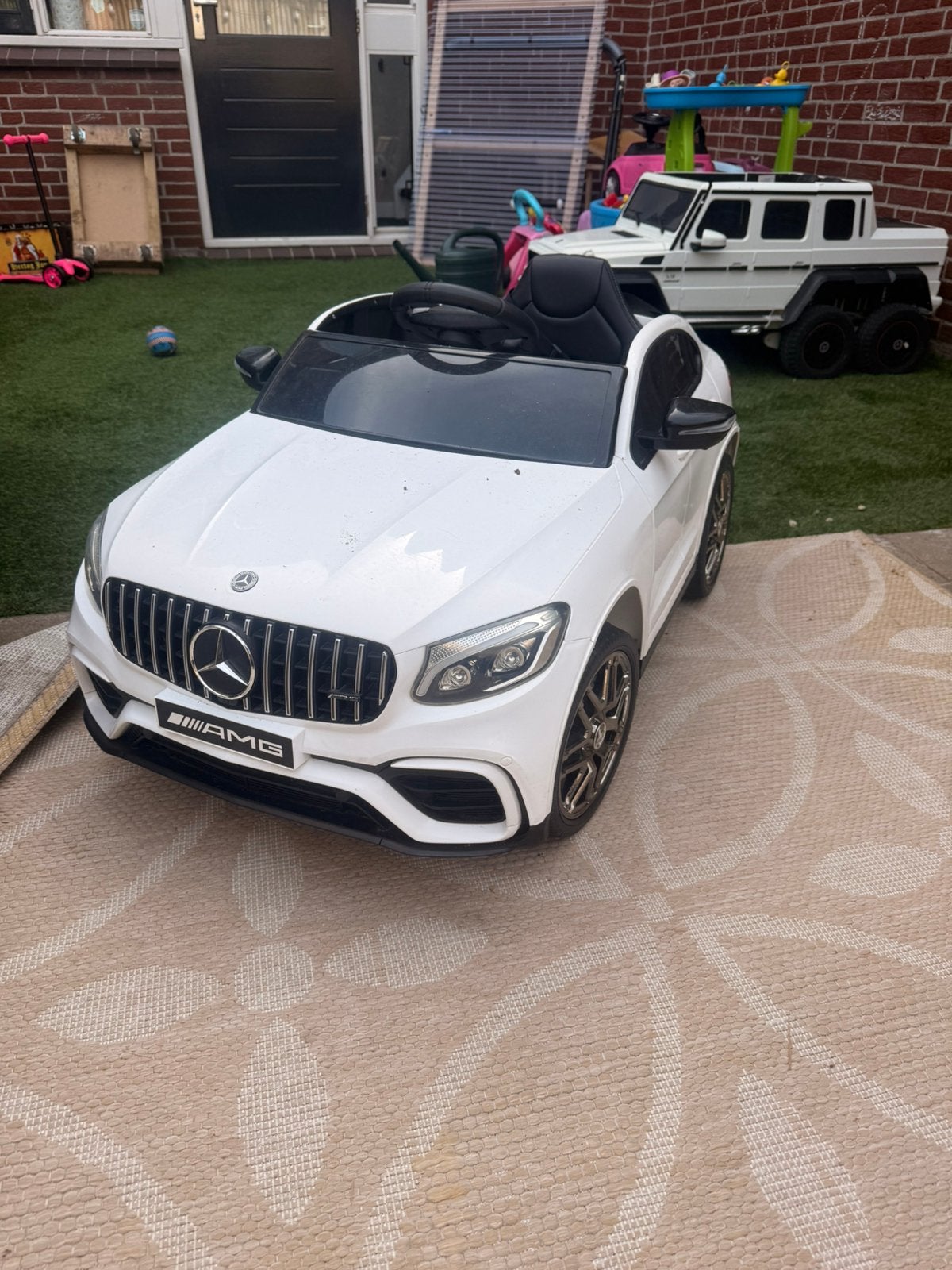 Mercedes glc63s amg accu kinderauto met nieuwe onderdelen!!, Kinderen en Baby's, Speelgoed | Speelgoedvoertuigen, Ophalen of Verzenden