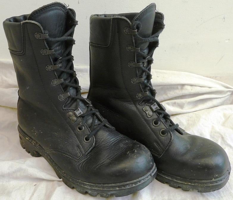 Schoenen / Laarzen, Gvt, M90, Zwart, maat 40B, KL, 1990s.(1), Ophalen of Verzenden, Landmacht, Nederland, Kleding of Schoenen