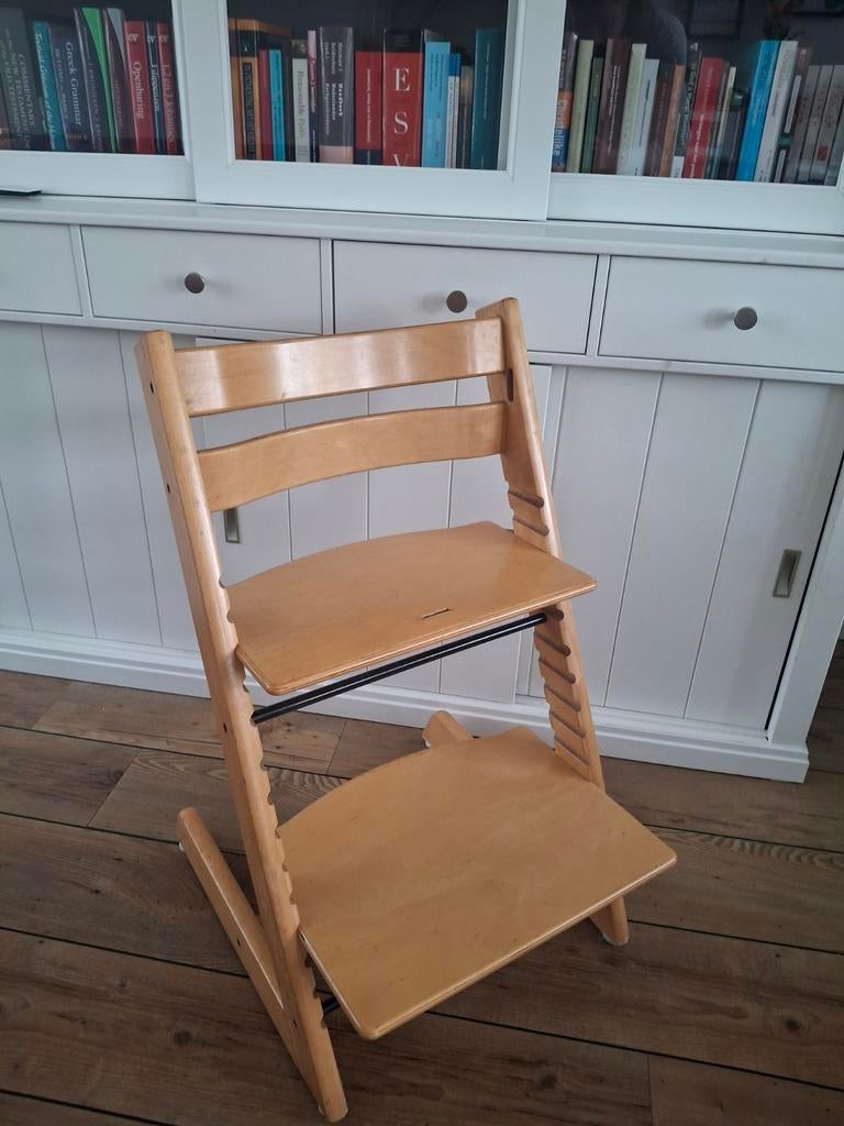 Stokke stoel met tekst Boefje, Ophalen, Gebruikt, Meegroeistoel, Aanschuifbaar