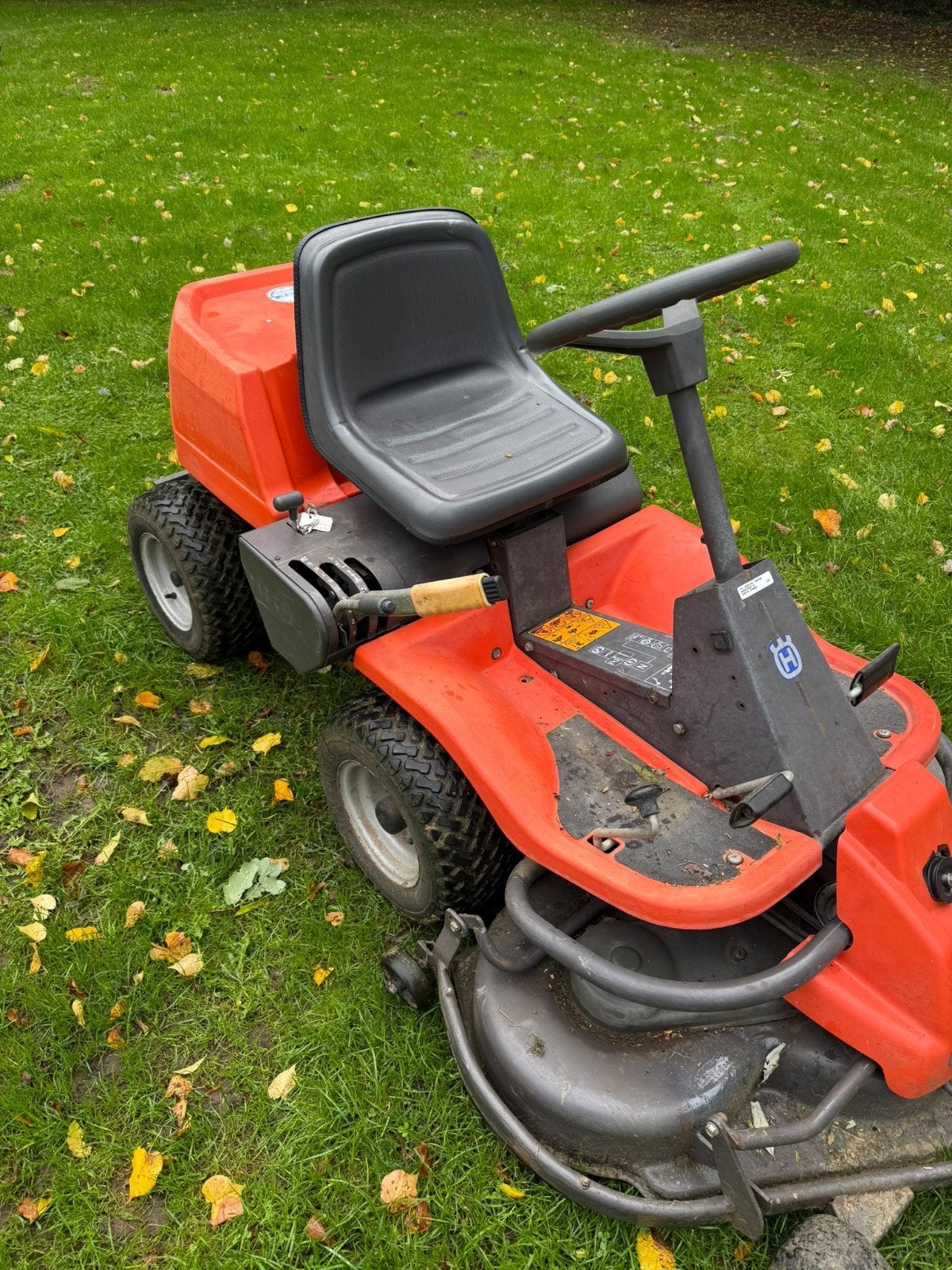 Husqvarna Rider 16 Hydrostatic Zitmaaier, Gebruikt, Versnellingen, Ophalen of Verzenden, 90 tot 120 cm