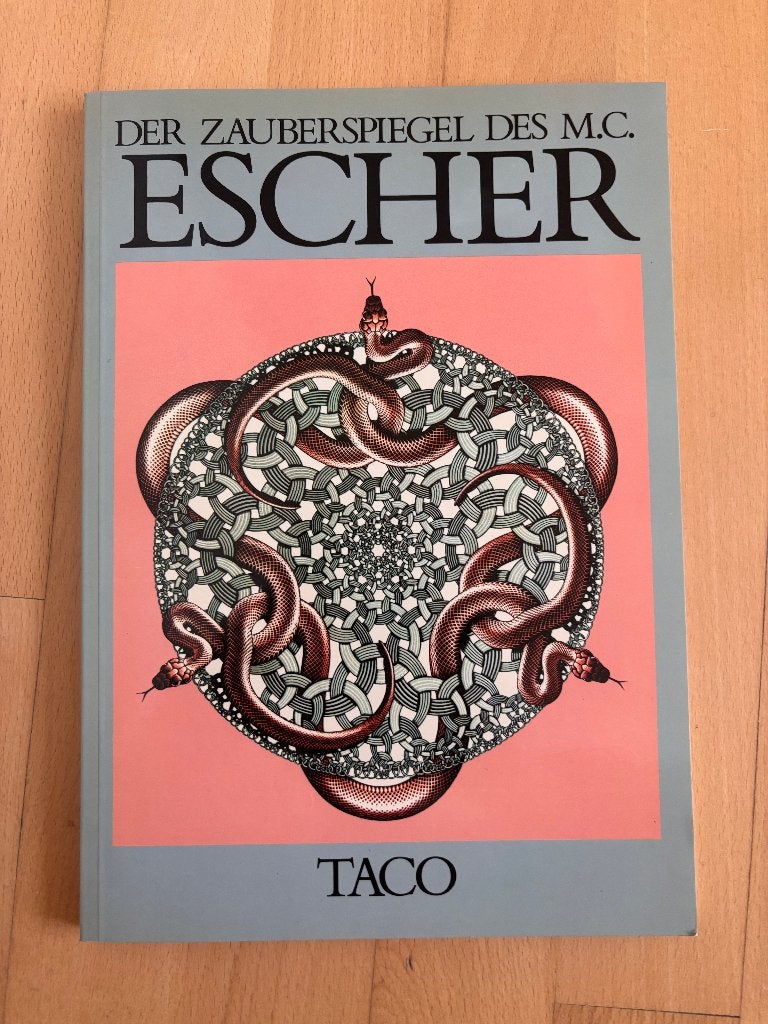 Boek; De Toverspiegel van M.C Escher, door Bruno Ernst Duits, Bruno Ernst, Ophalen of Verzenden, Zo goed als nieuw, Schilder- en Tekenkunst