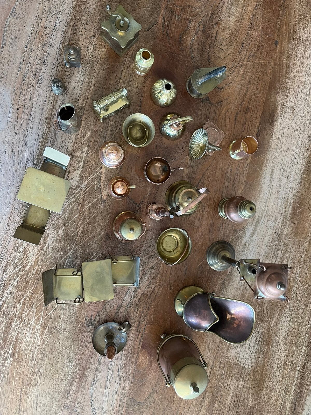 Verzameling van miniatuur koperen en bronzen voorwerpen, Ophalen of Verzenden, Koper