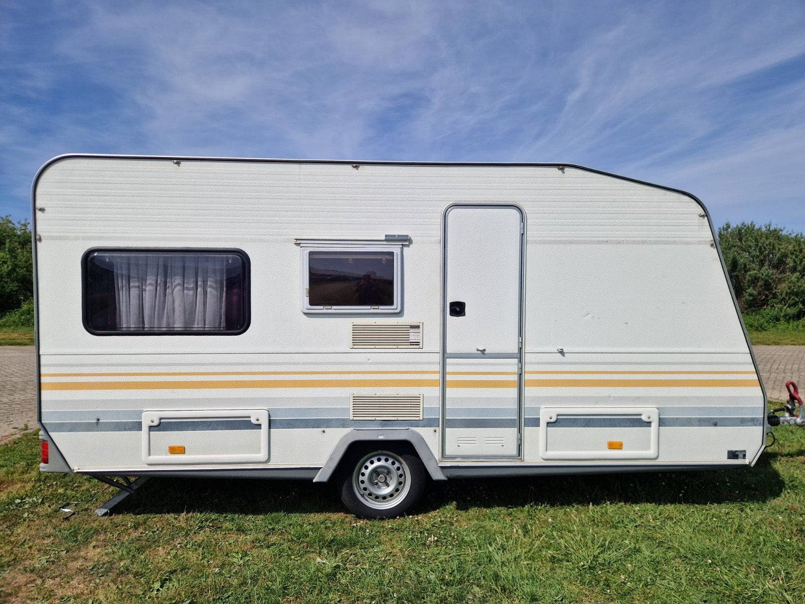 Knaus Sudwind 450, 5 persoons met Dorema voortent., Rondzit, Particulier, Knaus, Ringverwarming