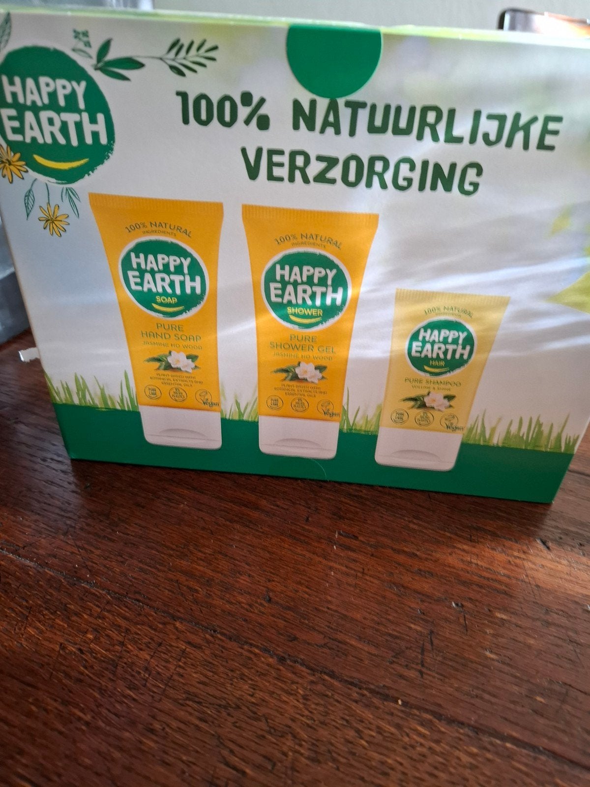 Foto 2 van Happy Earth Verzorgingsset